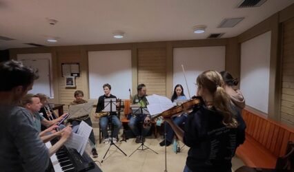 887A84F0-3D87-4098-9ED4-4D98ECBBE2C7